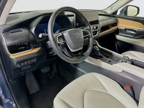 Certified 2026 Toyota Grand Highlander AWD image 10