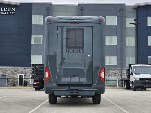 New 2024 Mercedes-Benz Sprinter 3500 image 5