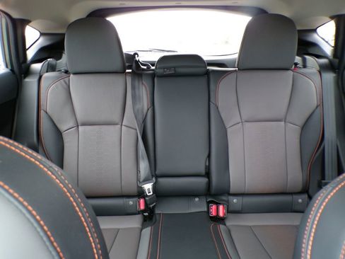 Used 2024 Subaru Crosstrek 2.5i Limited w/ Crosstrek Mirror Package image 10