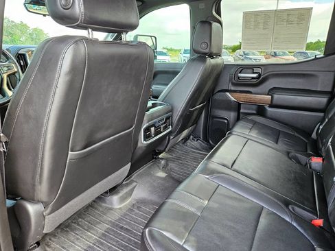 Used 2021 Chevrolet Silverado 1500 High Country w/ Technology Package AWD/4WD image 27