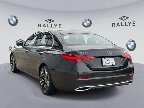 Used 2022 Mercedes-Benz C 300 4MATIC Sedan image 4