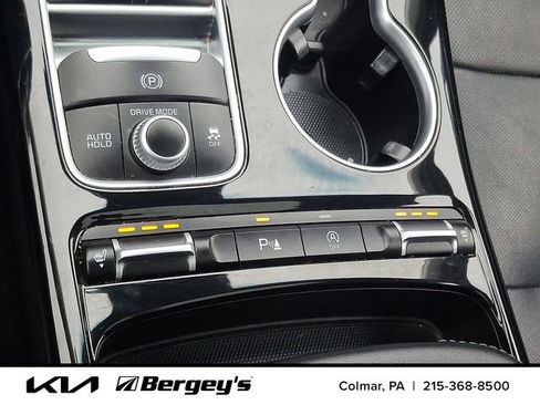 Used 2018 Kia Stinger Premium image 28