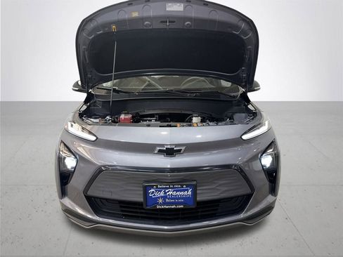 Used 2022 Chevrolet Bolt EUV LT image 4