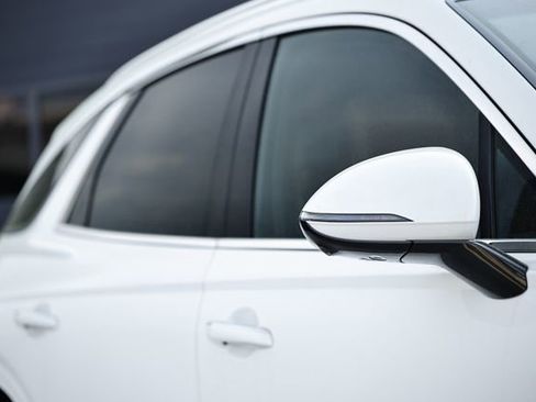 New 2026 Genesis GV70 2.5T Advanced image 3