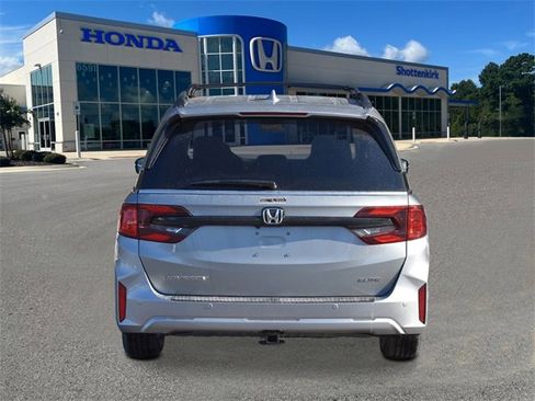 New 2026 Honda Odyssey Elite image 4