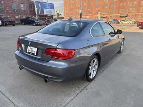 Used 2013 BMW 335i xDrive Coupe AWD/4WD image 8