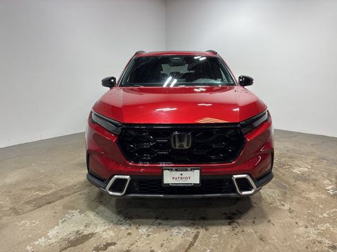 Used 2023 Honda CR-V Sport Touring image 3