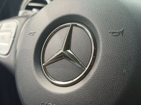 Used 2017 Mercedes-Benz GLC 300 image 14