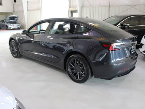 Used 2024 Tesla Model 3 Standard Range image 37