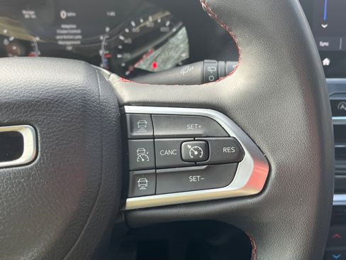 Used 2023 Jeep Compass Trailhawk image 49