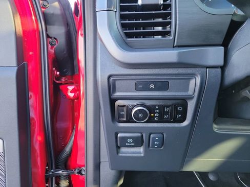 Certified 2025 Ford F150 XLT w/ Equipment Group 303A High image 21