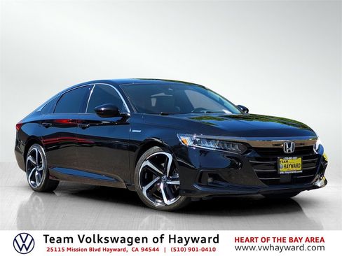 Used 2022 Honda Accord Sport image 1