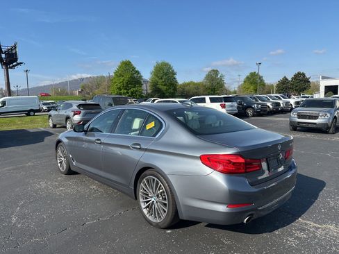 Used 2018 BMW 530i image 4