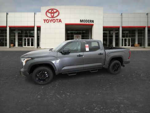 New 2026 Toyota Tundra SR5 AWD/4WD image 4