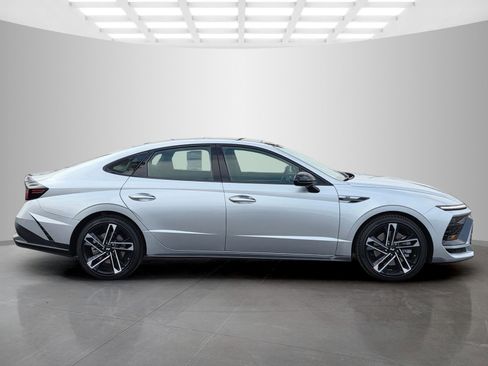 New 2025 Hyundai Sonata N Line image 6