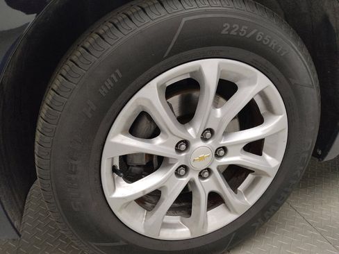 Used 2019 Chevrolet Equinox LS FWD image 31