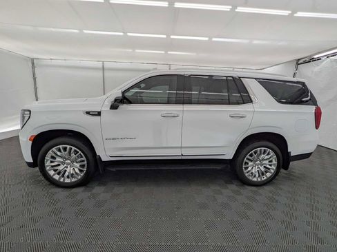 Used 2024 GMC Yukon Denali AWD/4WD image 2