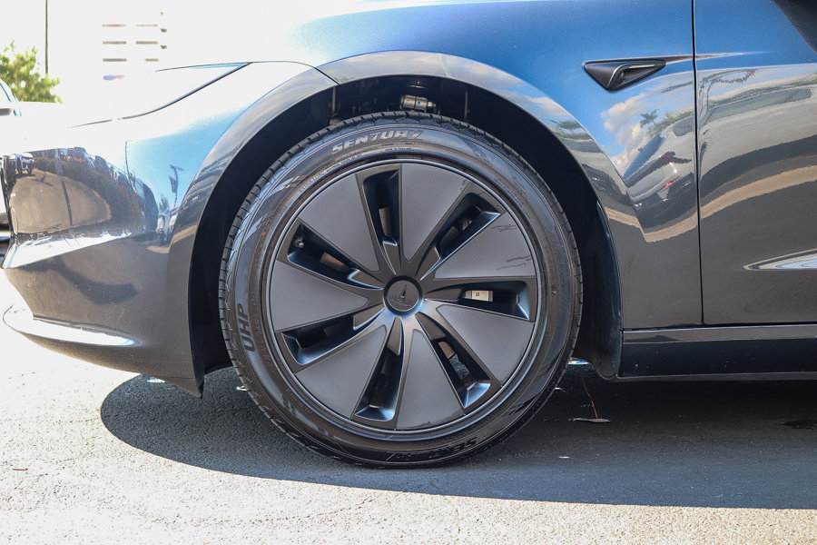 Used 2025 Tesla Model 3 Long Range RWD image 11