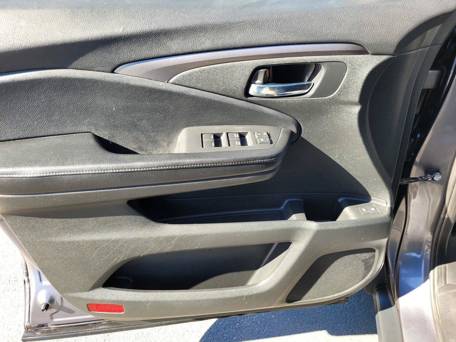 Used 2017 Honda Pilot EX-L image 21