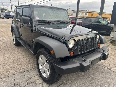 Used 2012 Jeep Wrangler Unlimited Sport image 4