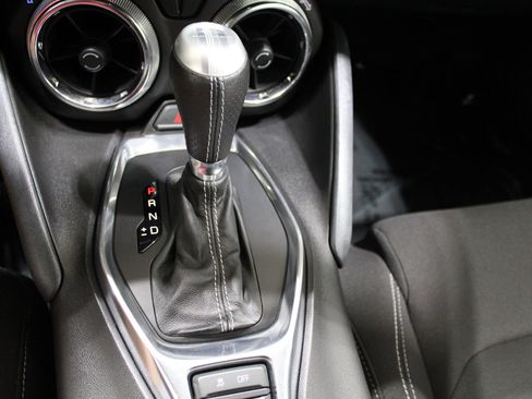 Used 2017 Chevrolet Camaro SS RWD image 26