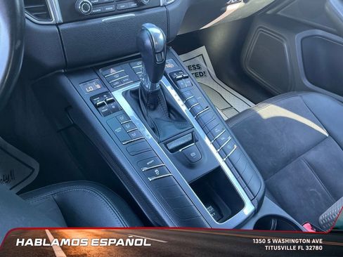 Used 2018 Porsche Macan Sport Edition image 42
