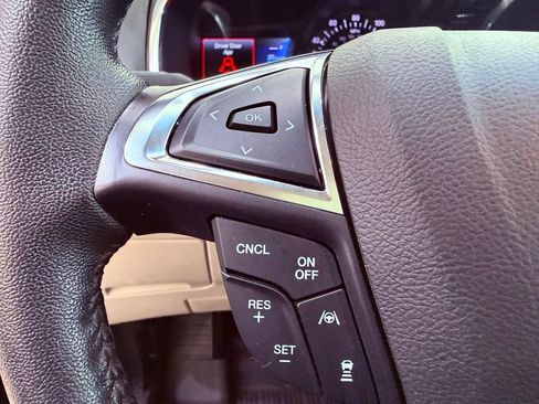 Used 2019 Ford Edge Titanium w/ Equipment Group 301A FWD image 22