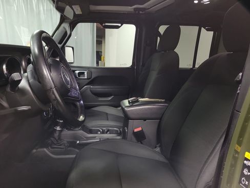 Used 2022 Jeep Wrangler Unlimited Sport AWD/4WD image 15