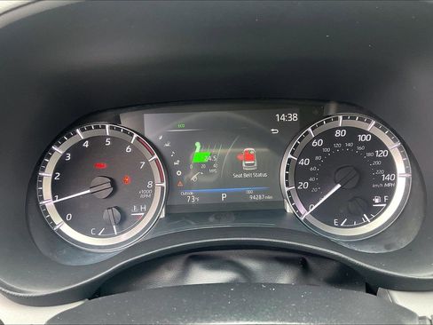 Used 2023 Toyota Highlander L FWD image 25