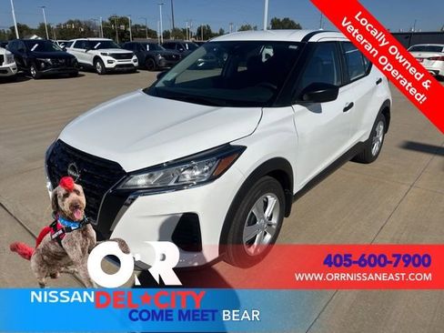 New 2025 Nissan Kicks Play S FWD image 1
