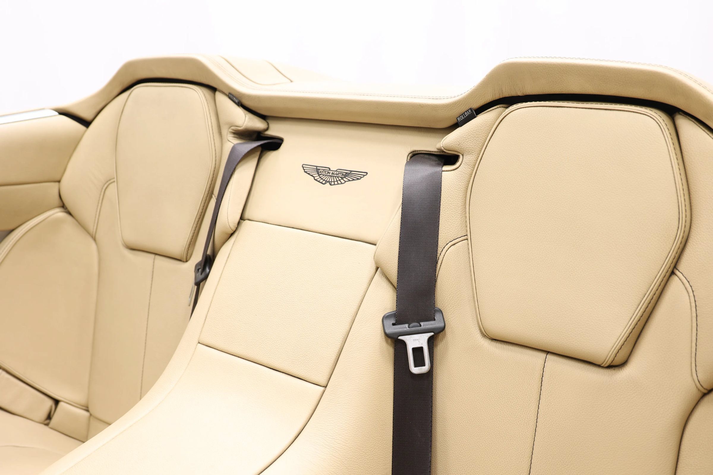 Used 2016 Aston Martin Vanquish Volante RWD image 42