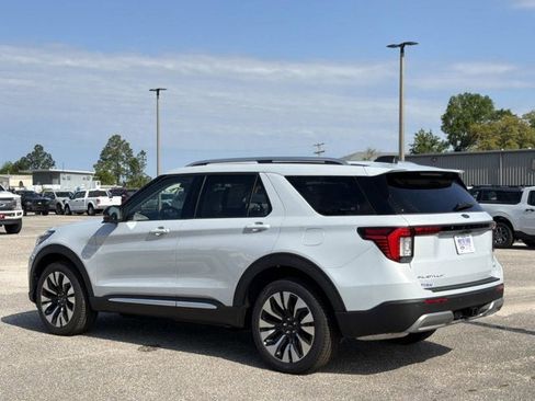 New 2026 Ford Explorer Platinum AWD/4WD image 7