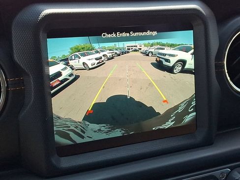 Certified 2021 Jeep Wrangler Unlimited Sahara AWD/4WD image 20