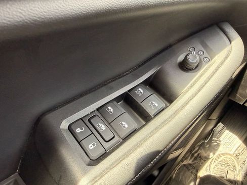 Used 2024 Jeep Grand Cherokee L Limited w/ Luxury Tech Group II AWD/4WD image 22