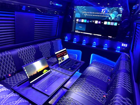 Used 2024 Mercedes-Benz Sprinter 3500 image 3