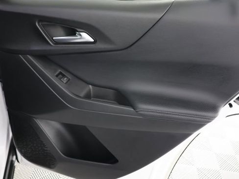 Used 2025 Chevrolet Equinox LT image 26