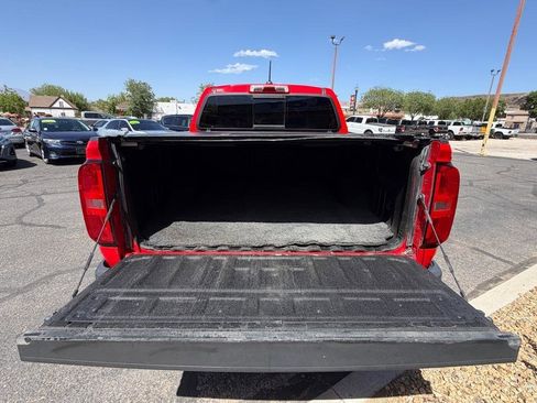Used 2018 Chevrolet Colorado ZR2 AWD/4WD image 19