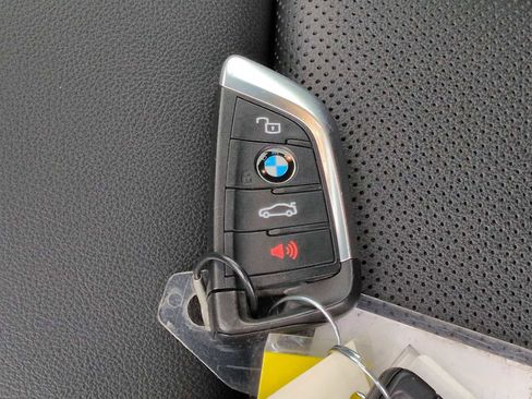 Used 2022 BMW 230i Coupe w/ Premium Package image 35