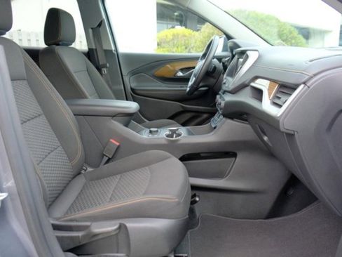 Used 2020 GMC Terrain SLE w/ Driver Convenience Package image 19