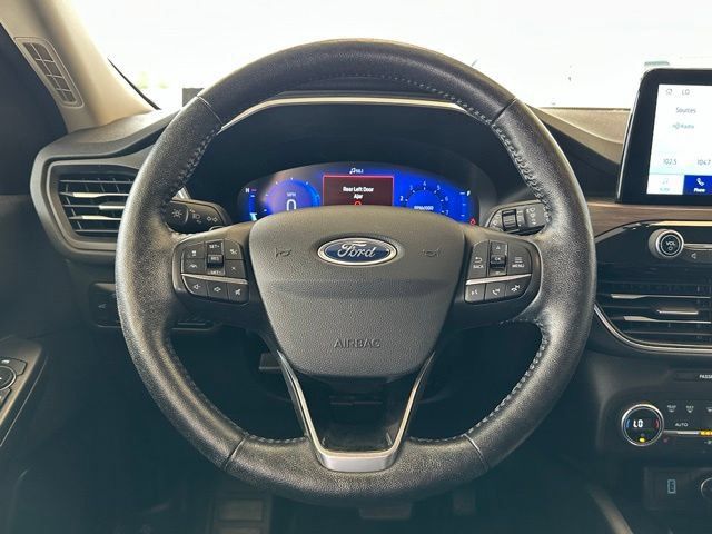 Used 2020 Ford Escape Titanium AWD/4WD image 7