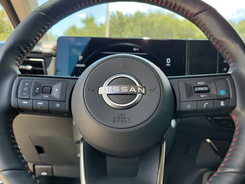 Certified 2025 Nissan Kicks SR w/ SR Premium Package FWD image 22
