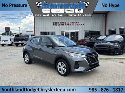 Used 2025 Nissan Kicks Play S
