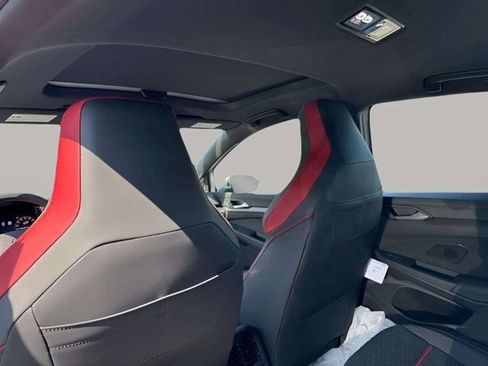 New 2025 Volkswagen GTI SE image 6