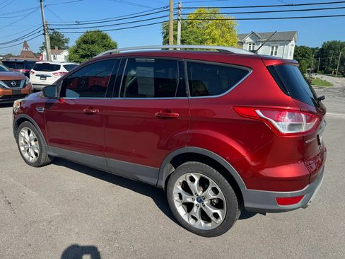 Used 2014 Ford Escape Titanium w/ Equipment Group 401A FWD image 8