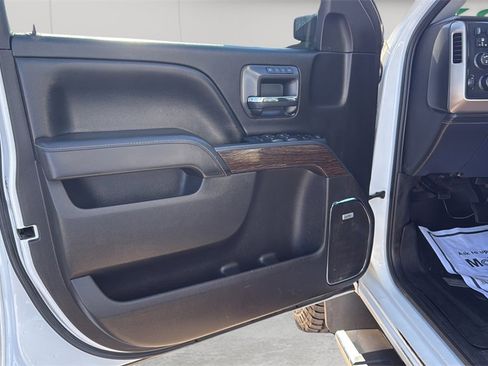 Used 2017 GMC Sierra 3500 Denali w/ Duramax Plus Package image 46