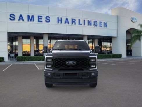 New 2026 Ford F250 Lariat w/ Black Appearance Package AWD/4WD image 6