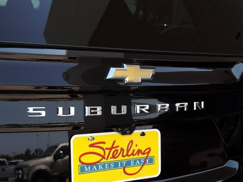 Certified 2026 Chevrolet Suburban Premier w/ Sun And Tow Package AWD/4WD image 18