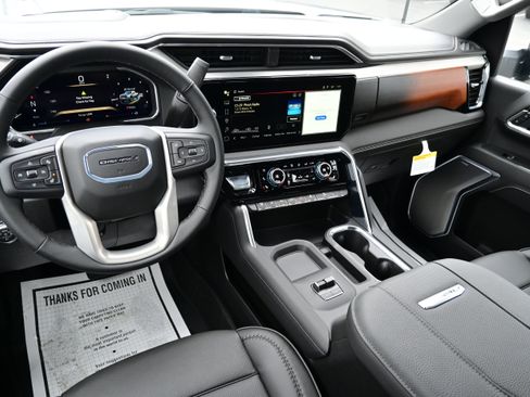 New 2026 GMC Sierra 2500 Denali w/ Denali Reserve Package image 24