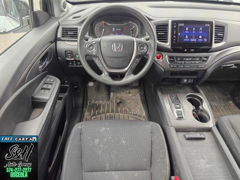 Used 2020 Honda Ridgeline Sport image 4