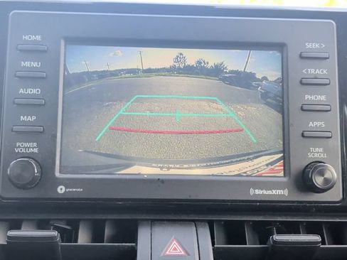 Used 2020 Toyota RAV4 LE FWD image 23